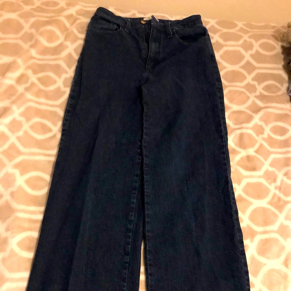 Universal Thread size 4 jeans